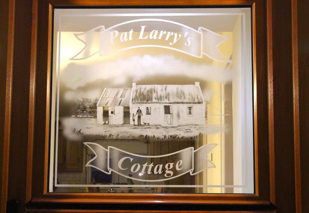 Pat Larry'S Cottage Greencastle  Zimmer foto